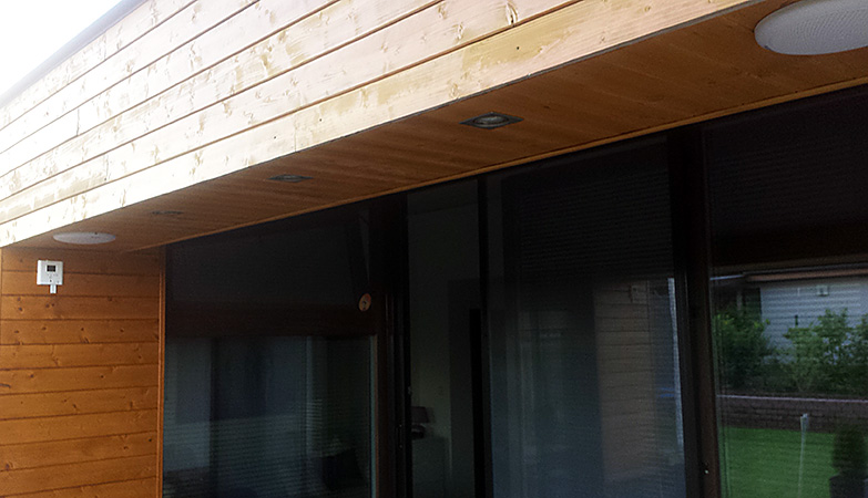 MRP 2150 a RP 84 v podhledovém ozvučení terasy